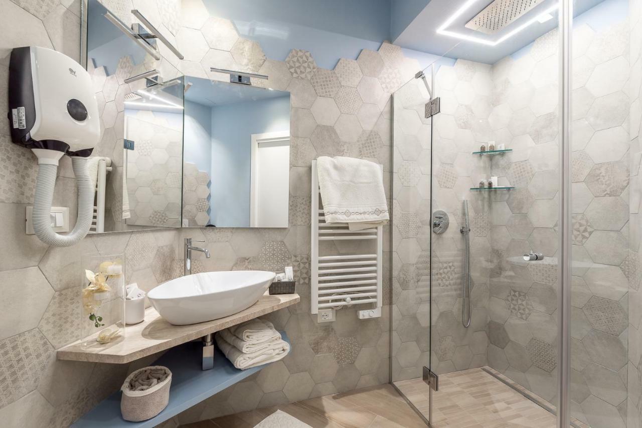 Alchimia Di Mare Hotel ลาสเปเซีย ภายนอก รูปภาพ